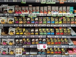 Nespresso, Dolce Gusto, L’Or… Dans quelle poubelle jeter ses capsules de café usagées ?