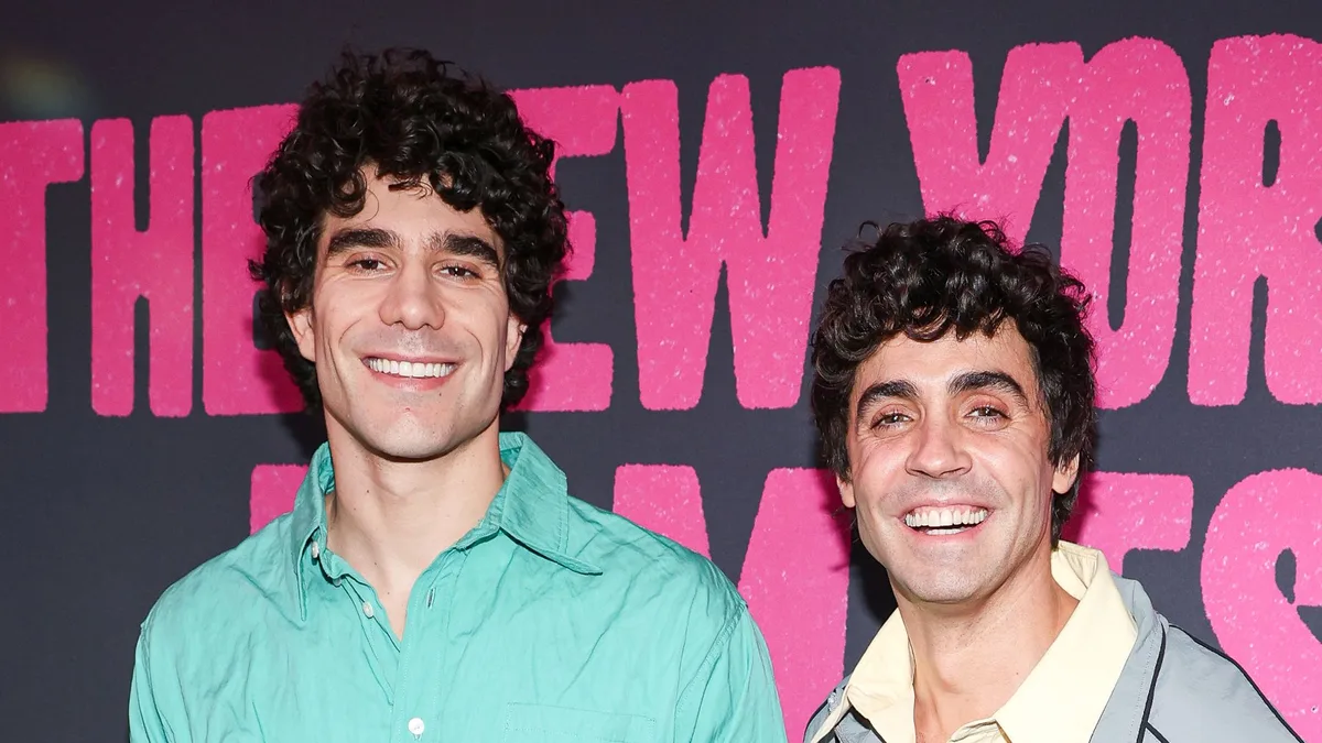 Los Javis hablan con ¡HOLA! en el estreno de 'La bola negra' en Nueva York: de los años que vivieron allí a su carrera a los Oscar