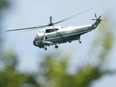 WATCH: Marine One suffers communication failure