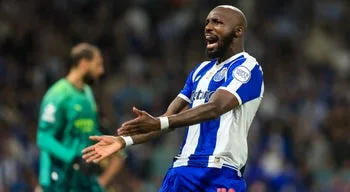 Seko Fofana anuncia retirada da seleção da Costa do Marfim
