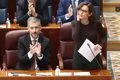 Ayuso censura a un PSOE que tiene "decenas de pisos" y más patrimonio "que Jeff Bezos": "Dejen de tener tanta caradura"