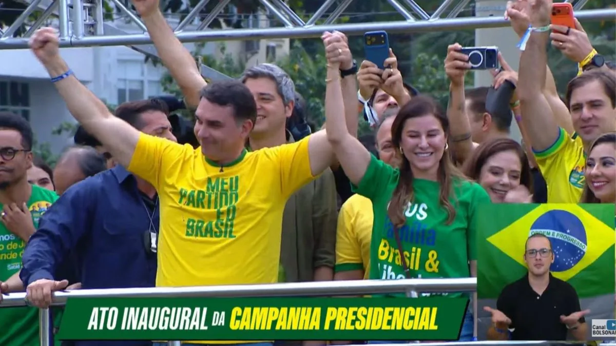 Flávio Bolsonaro perde palanques no Nordeste com alianças do PL