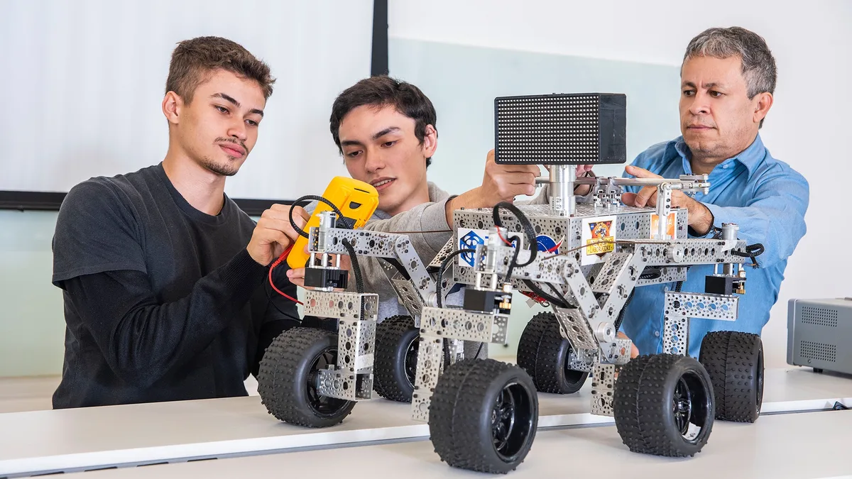 Inovação aplicada na sala de aula: como graduação e pesquisa se conectam no Instituto Mauá de Tecnologia