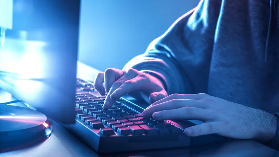 Datenschutz: Warum schnüffelnde Mitarbeiter teuer werden können