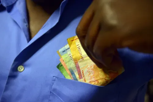 Are South Africans earning less? Let's look at salary trends and inflation