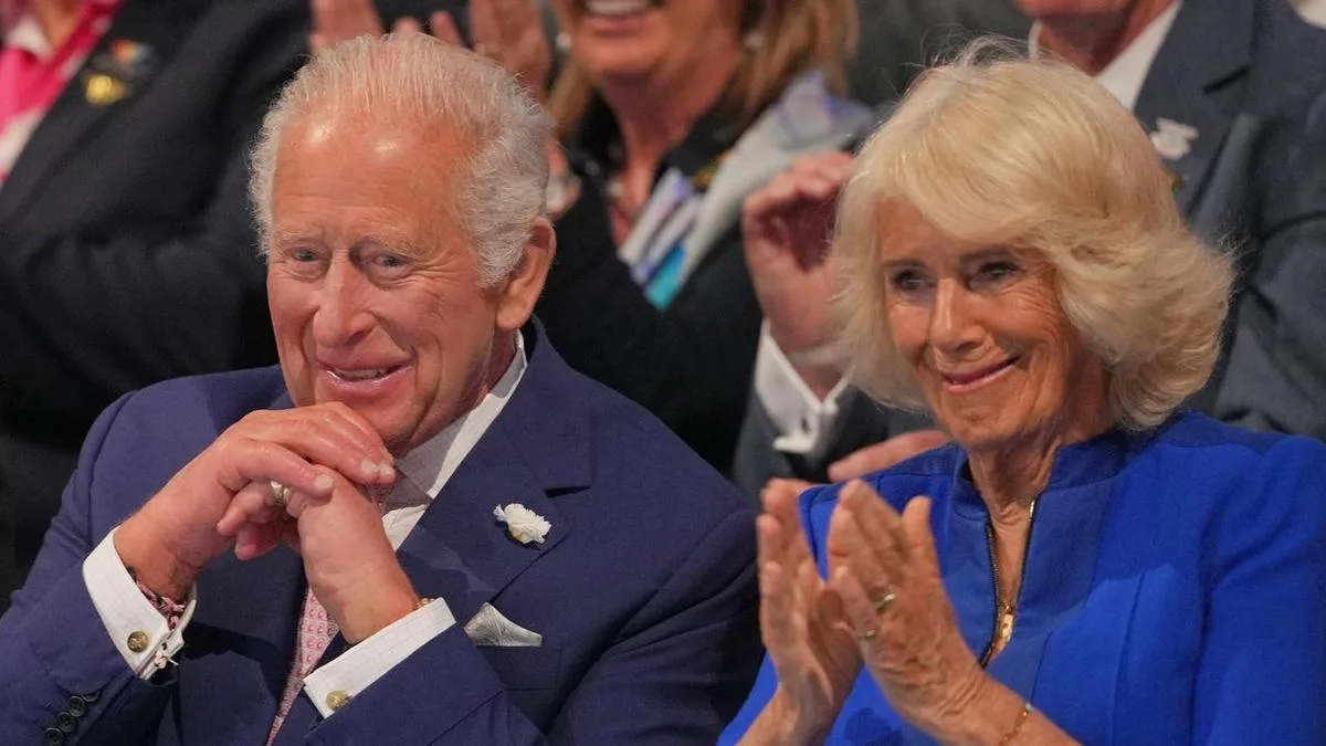 King's cancer diagnosis difficult to keep quiet: Queen