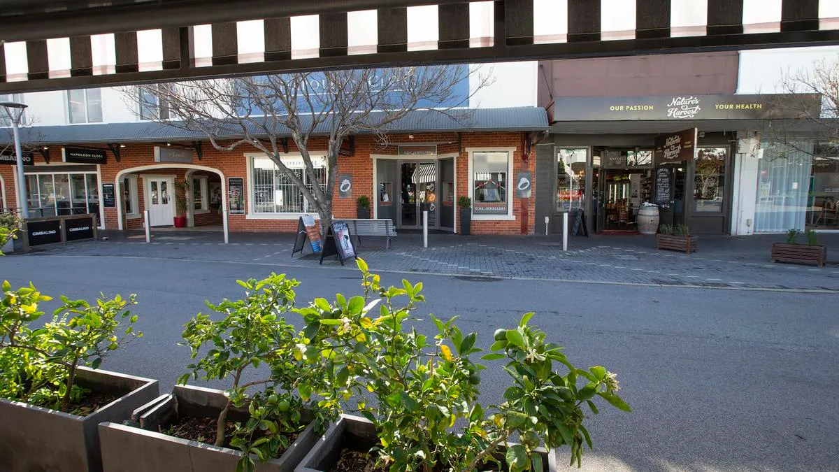 Town of Cottesloe plans to introduce paid parking including Railway and Station streets