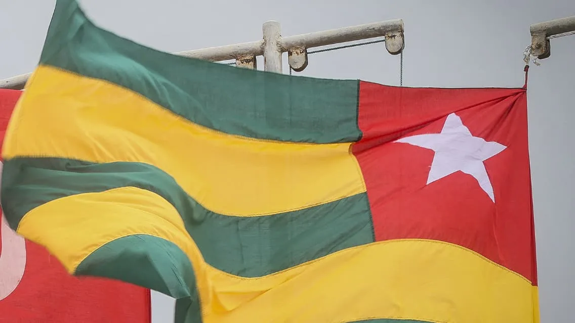 Français détenus au Togo: le gouvernement assure que la justice locale détient des "indices graves" contre les deux hommes