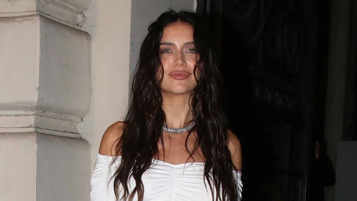 Zaira Nara deslumbró vestida de blanco en una cena de lujo: primera salida luego de su reconciliación con Jacob Von Plessen