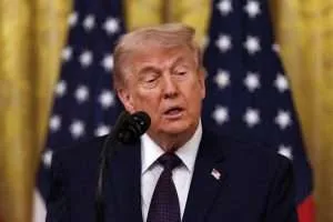 Jueza Federal anula la prohibición de visas de inmigrante impuesta por Trump