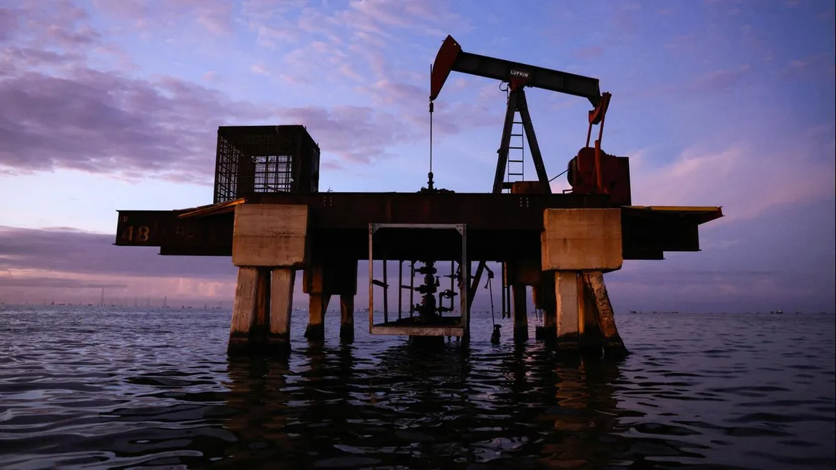 WSJ: Empresa petrolera respaldada por Trump planea desplegar 52 taladros en Venezuela