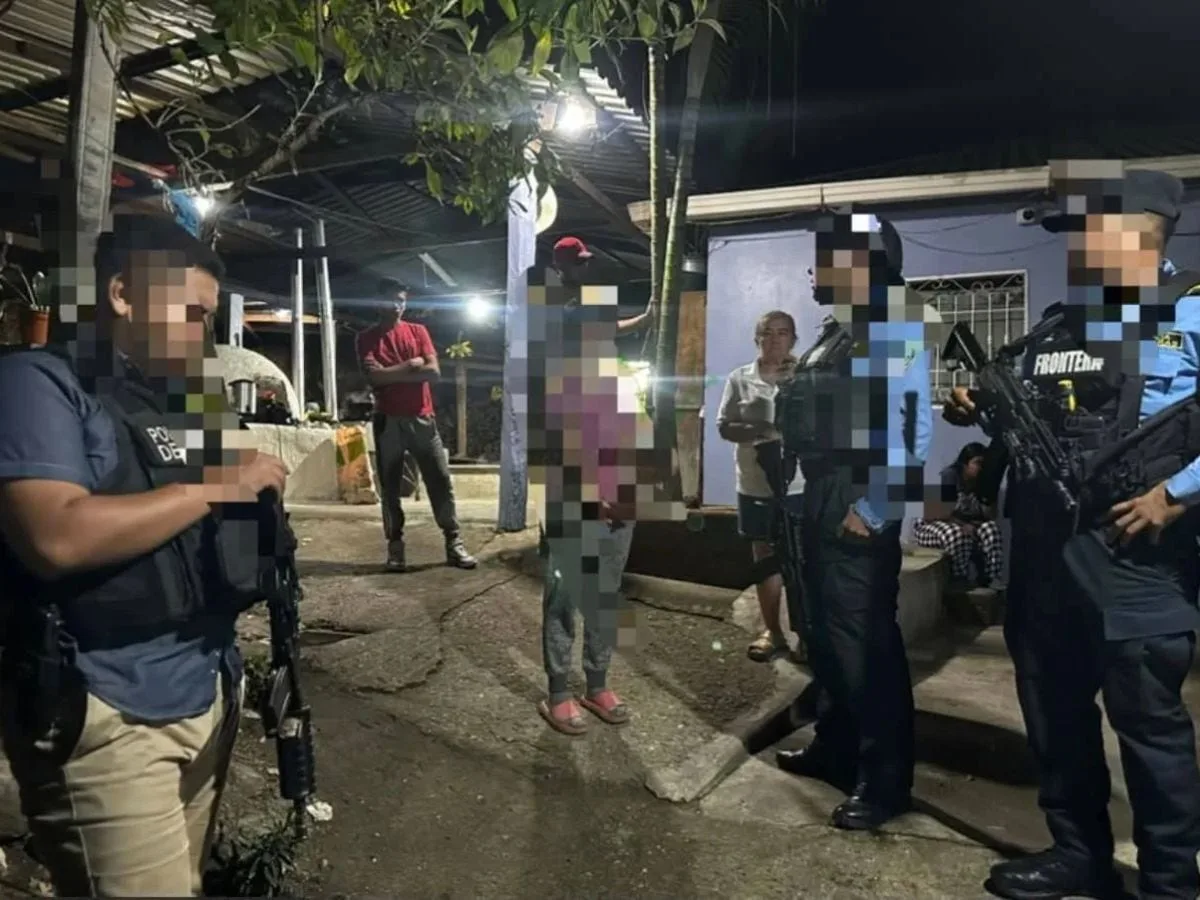 Rescatan a niña de 14 años desaparecida tras masacre que dejó tres muertos en Honduras