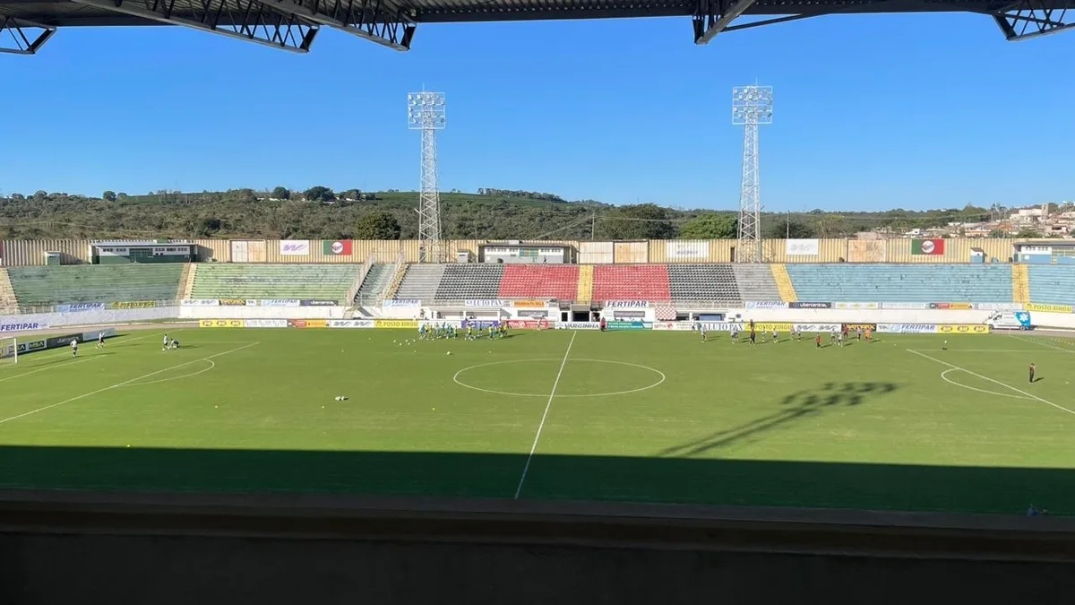Prefeito sanciona lei que oficializa parceria entre Varginha e SAF do Itabirito FC