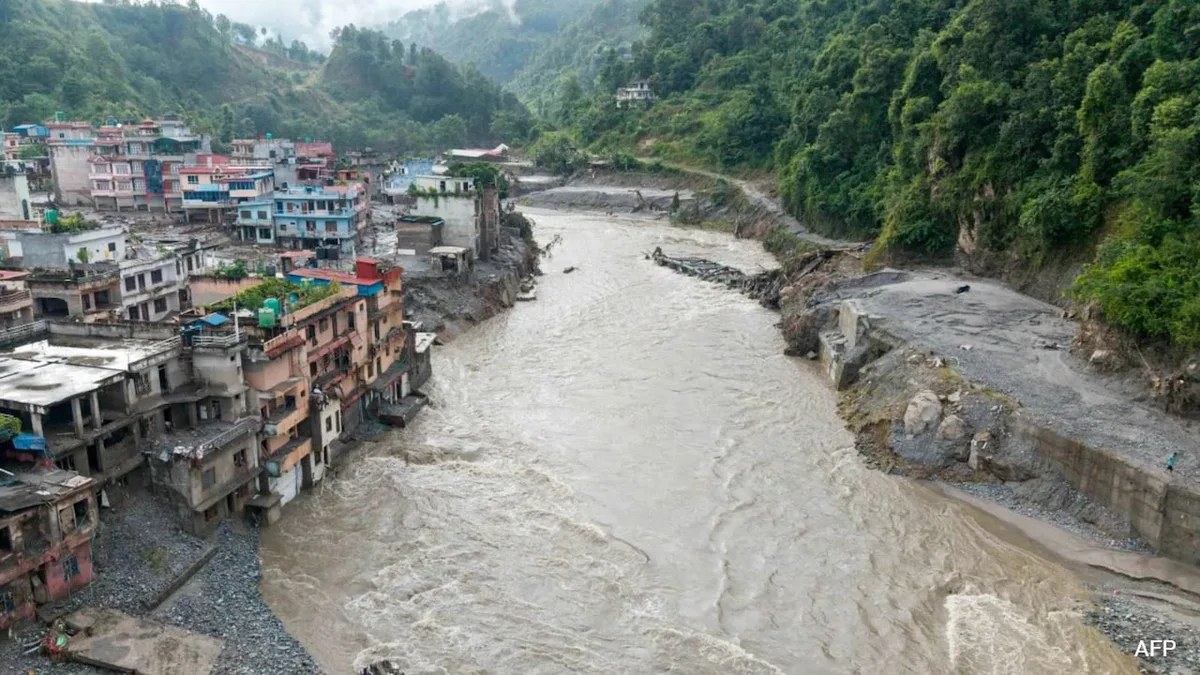 Forensic Expert Team From Gujarat Leaves For Nepal To Identify Flood Victims