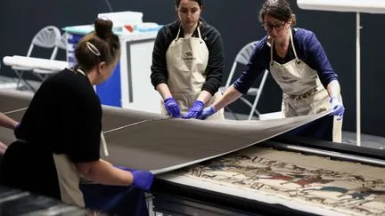 Emmanuel Macron inaugurera l'exposition de la tapisserie de Bayeux à Londres