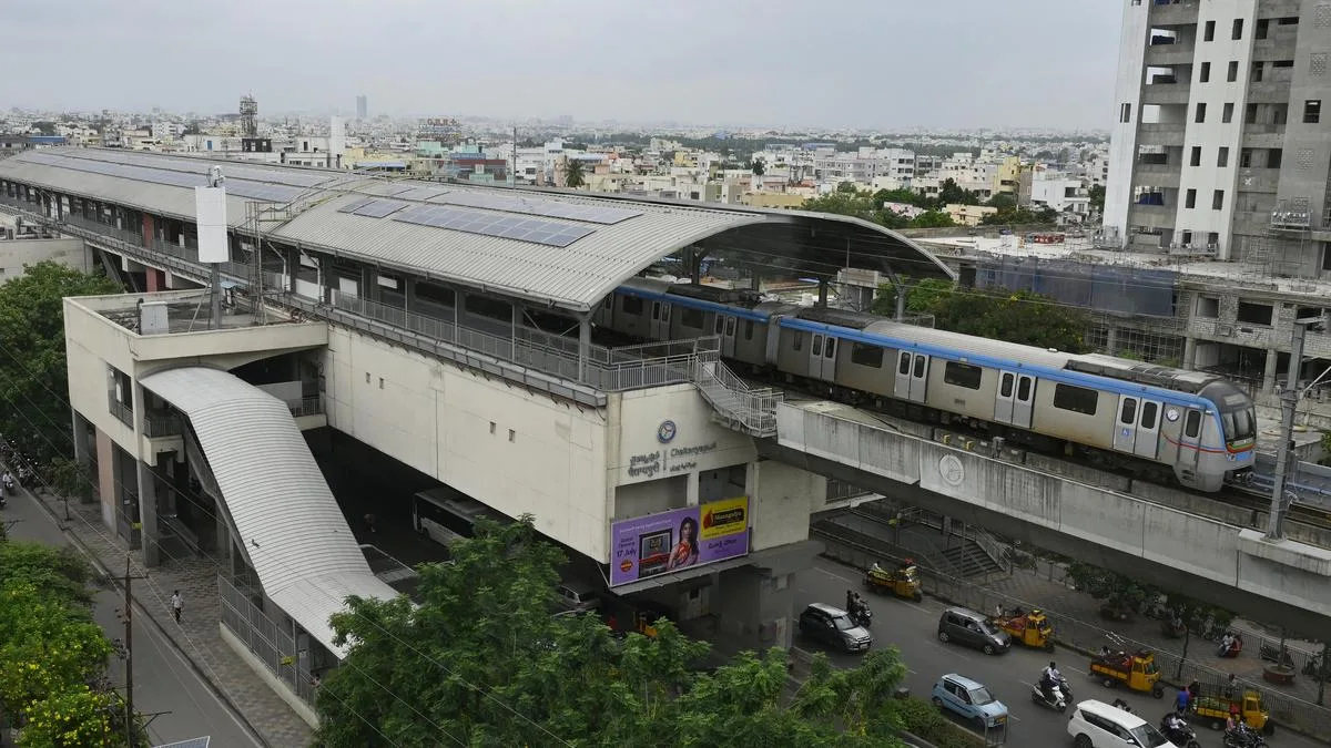 Telangana government to reconsider charges of Hyderabad Metro-Telangana RTC common mobility card