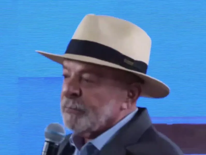 Lula diz que Pazuello "sabia de tudo, menos de SUS" na pandemia