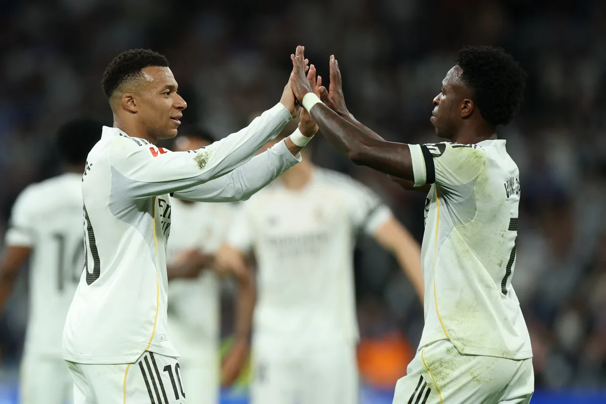 Mbappé cita relação com Vini Jr., revela idolatria por Ronaldo Fenômeno e exalta Mourinho: "Um líder"