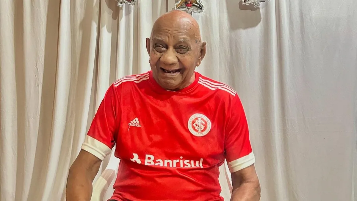 Morre aos 112 anos um dos torcedores mais antigos do Inter; homem conheceu estádio só aos 109 anos