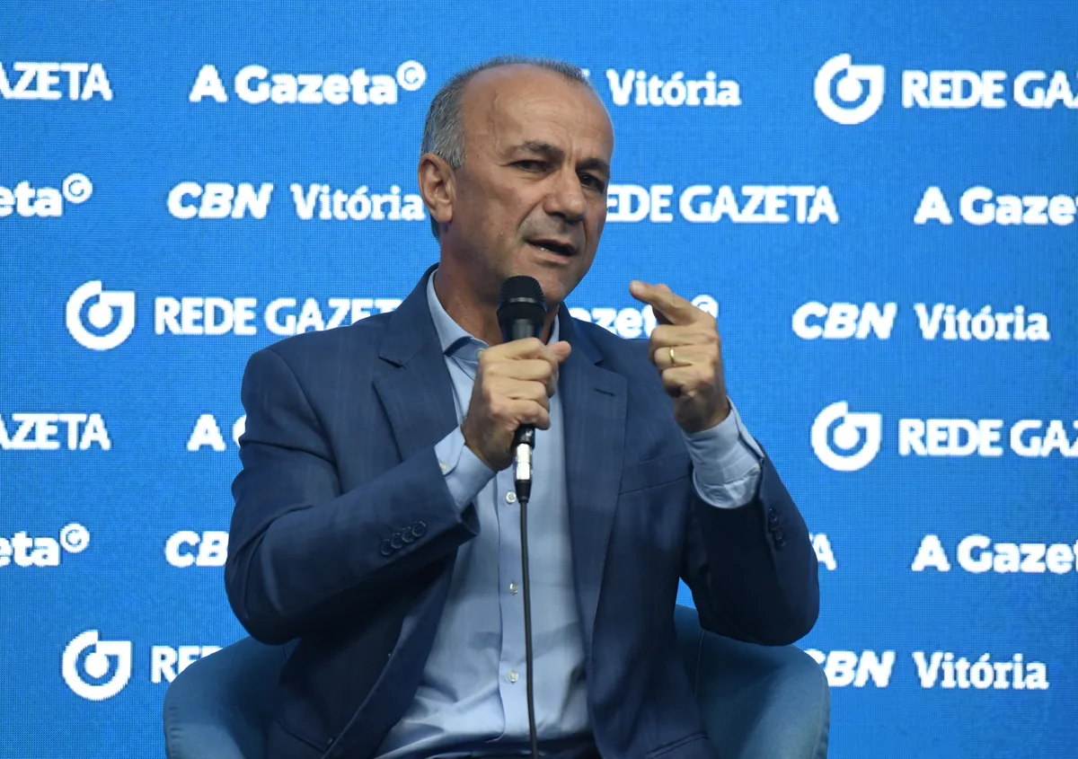 'Vamos continuar nota A no Tesouro e também ser nota A em saúde e educação', diz Helder Salomão