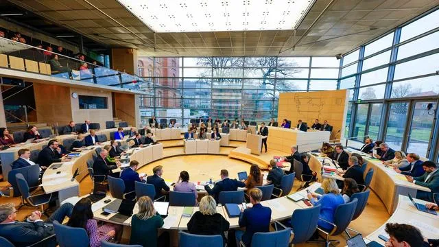 Neues Hilfsangebot: Schleswig-Holstein plant staatliches Auszubildendenwerk