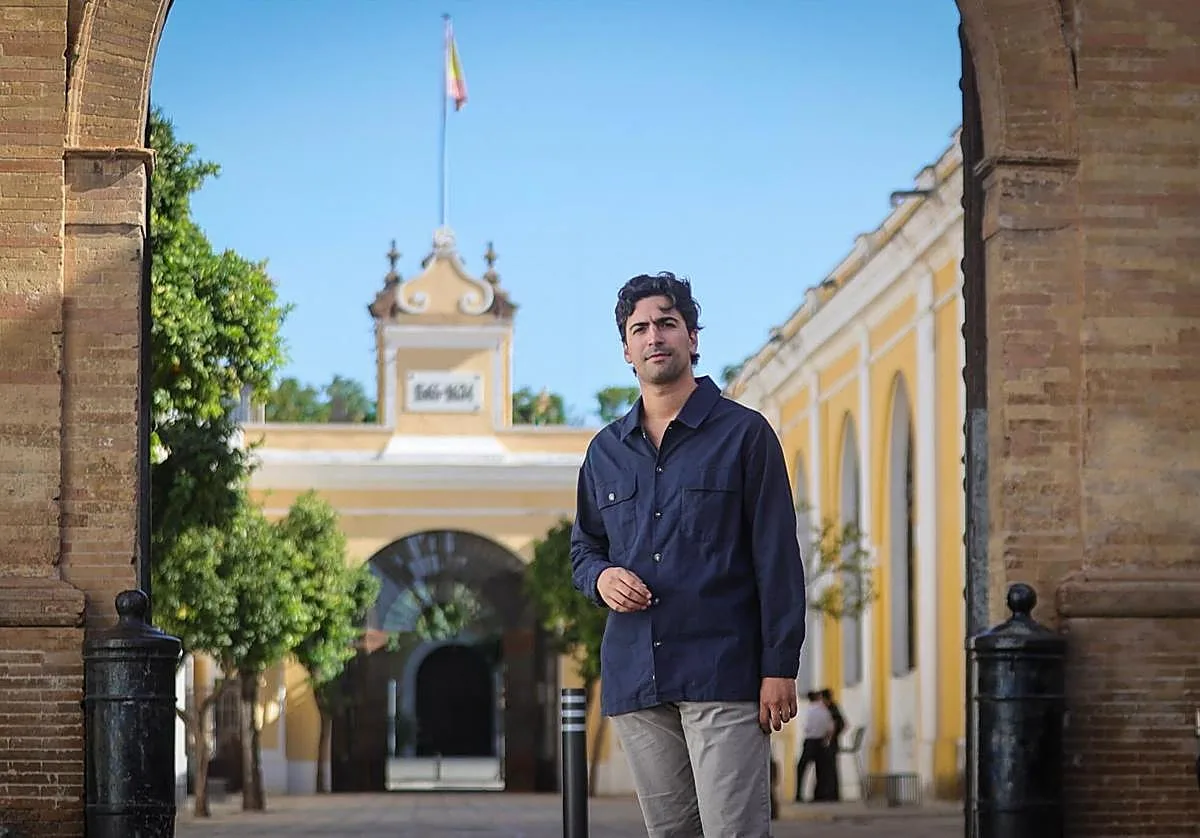 Luis Ybarra: «Es una Bienal muy arriesgada desde el propio argumento»