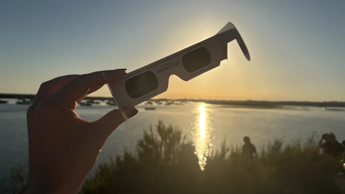 Eclipse solar: como foi ver o Sol quase desaparecer no céu