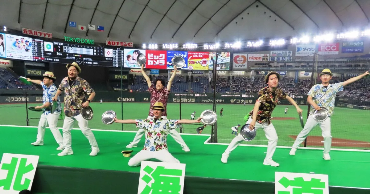 ファイターズガールの「コピー」 JR北海道の応援団 都市対抗
