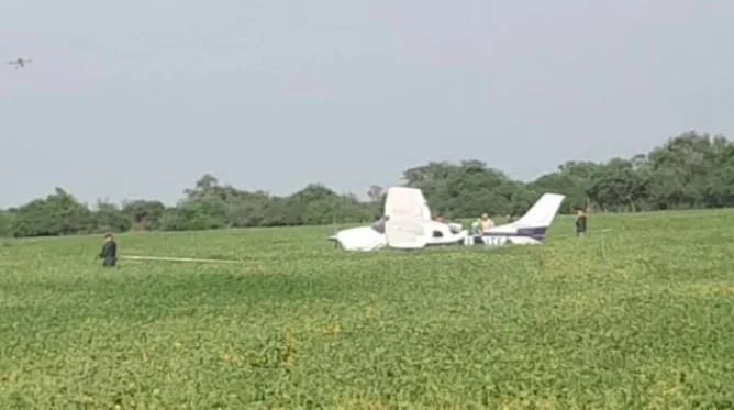 Cayó una avioneta en un campo de Entre Ríos y el piloto quedó internado