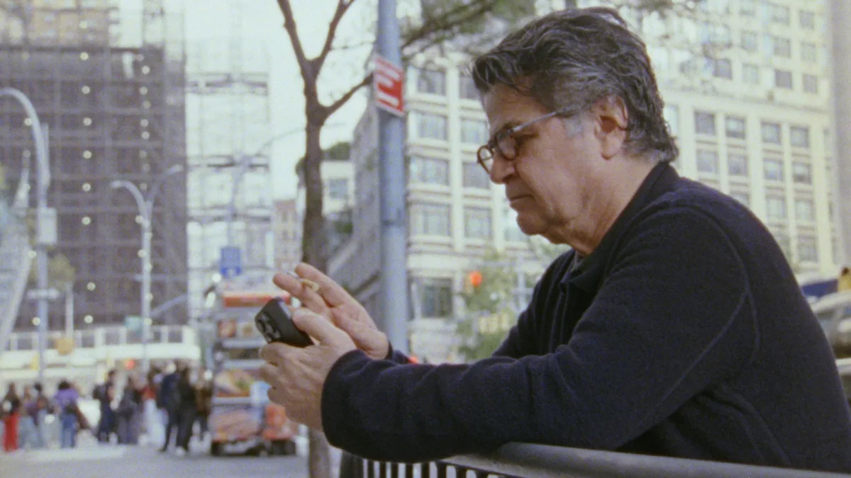 Kleber Mendonça Filho estrena un cortometraje sobre Jafar Panahi filmado en las calles de Nueva York