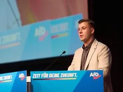 Abgrenzung von Parteispitze: AfD-Jugend gegen Weidels Euro-Ausstiegskurs