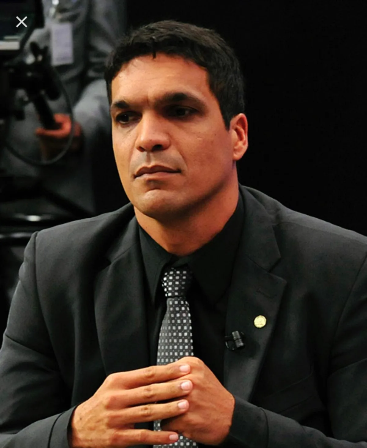 Cabo Daciolo declara R$ 190,7 mil em bens ao TSE; vice Igor Oliveira informa patrimônio de R$ 102,5 mil