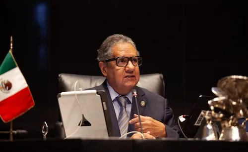 Senado amplía plazo para dictaminar ley de feminicidio, anuncia Higinio Martínez; alista diálogos con víctimas y especialistas