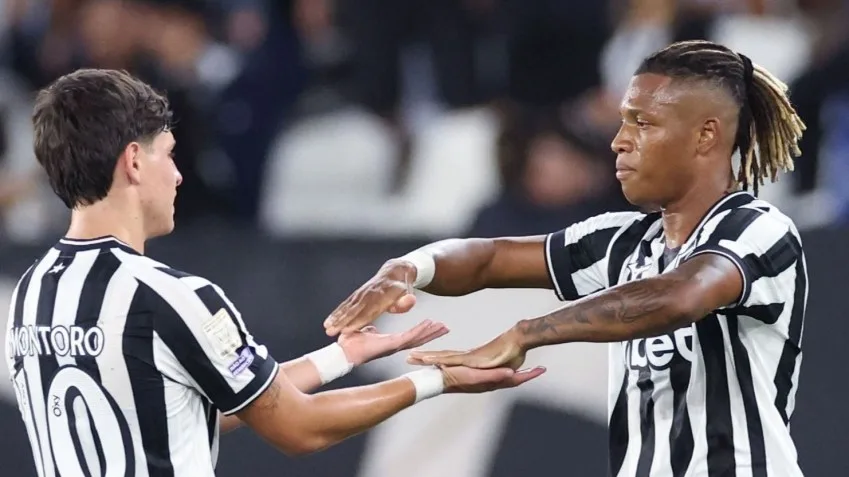 Danilo faz dois, Botafogo bate Grêmio e ganha fôlego no Brasileirão