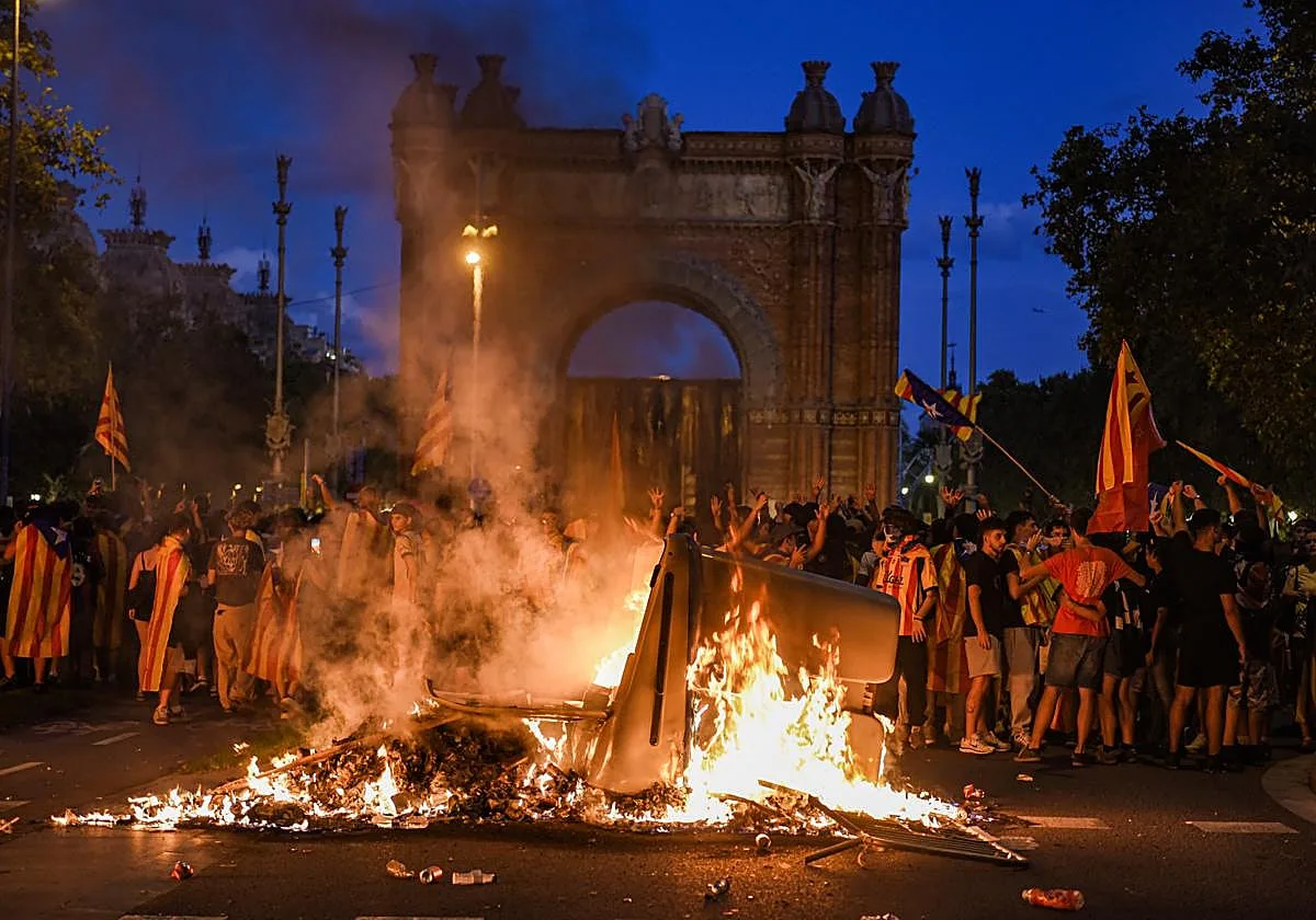 La Diada deja ocho detenidos por desorden público durante su celebración en Barcelona