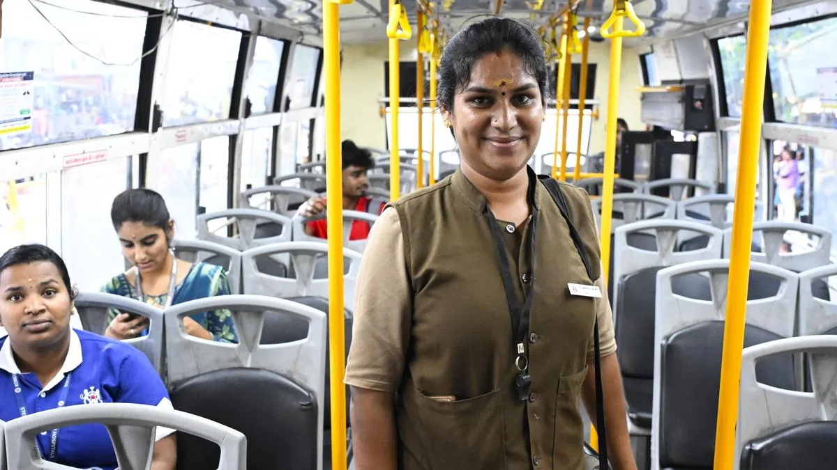 First transperson bus conductor of TNSTC, Coimbatore, eyes catalyst role to transform her community
