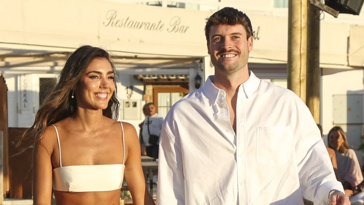 Todos los detalles de la preboda de Anna Ferrer Padilla y Mario Cristóbal: de los primeros invitados a un icónico "novia a la fuga"