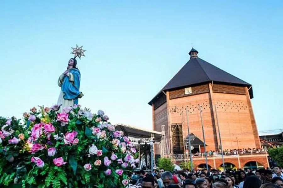Novenário de Nossa Senhora da Glória chega à última noite com aumento na participação dos fiéis em Cruzeiro do Sul