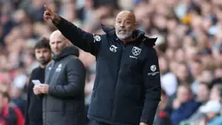 Nuno Espírito Santo vence duelo de portugueses no topo do Championship