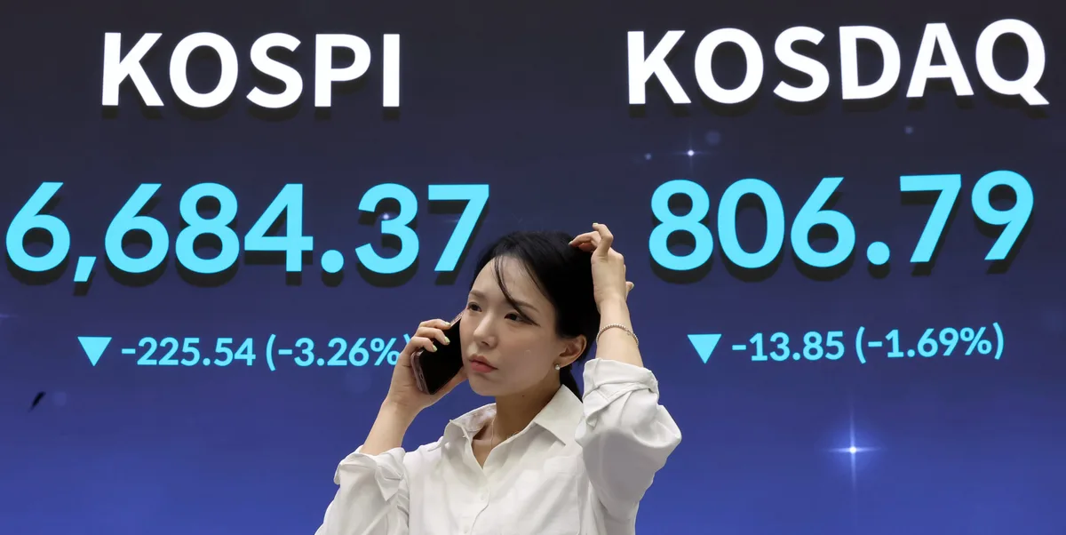 고유가·고금리·AI 신중론 ‘3연타’에…코스피, 약보합 출발해 6600선