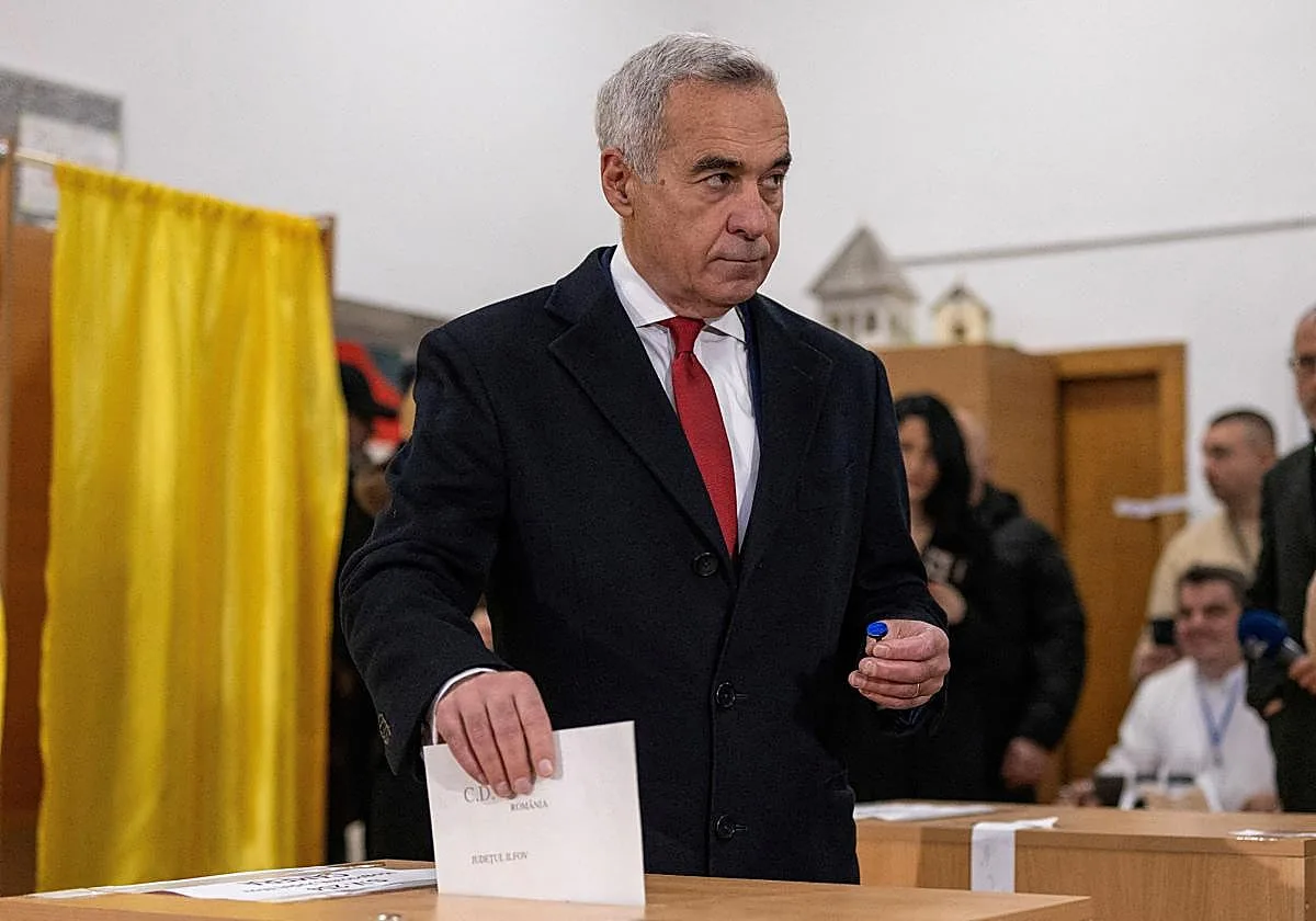 Detenido en Rumanía el excandidato presidencial ultraderechista Calin Georgescu por crear una organización delictiva para cometer fraudes