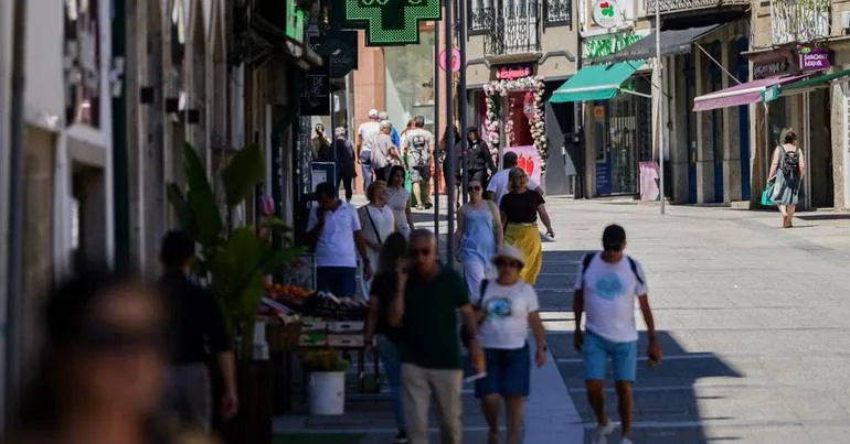 Nove distritos sob aviso laranja até terça-feira