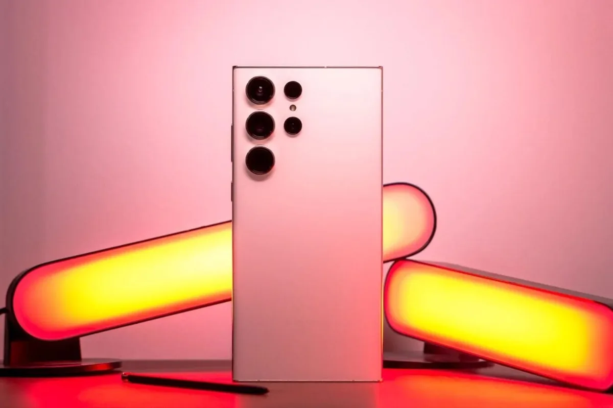 Samsung : One UI 9 (Android 17) débarque sur les derniers téléphones haut de gamme éligibles
