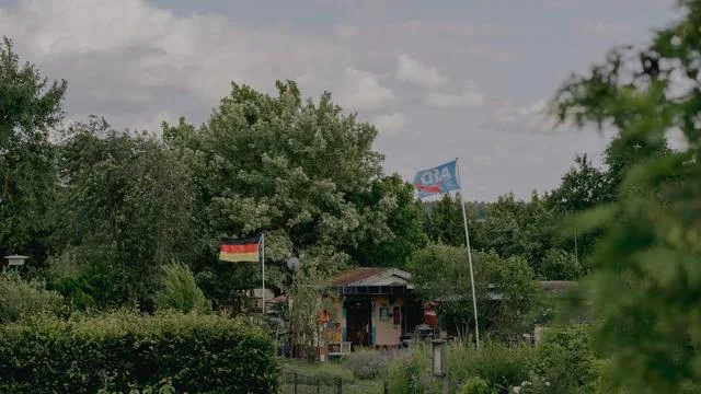 Zusammenhalt in Deutschland: »Überall Ausländer!«, sagt mein Schulfreund bei Bier und Würstchen