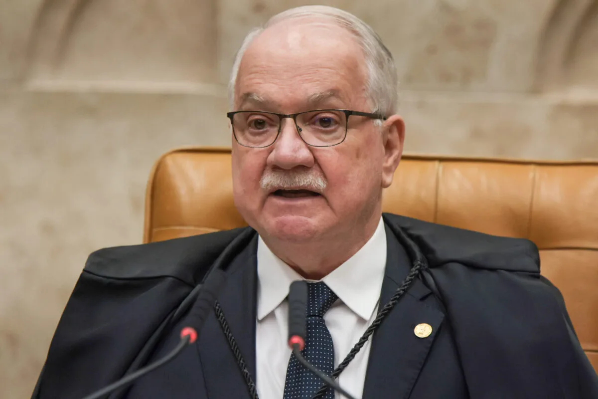 Fachin chama diretor da PF para tratar de crise com André Mendonça