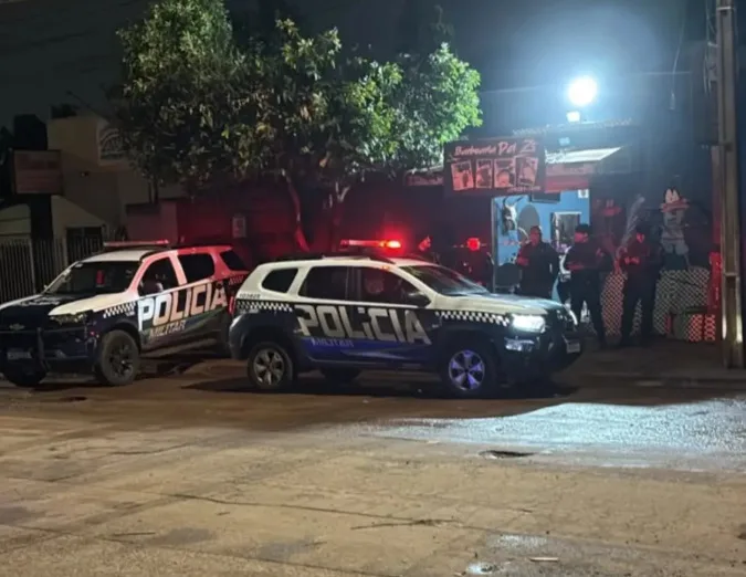 Adolescente morre durante brincadeira com arma após tiro acidental em barbearia