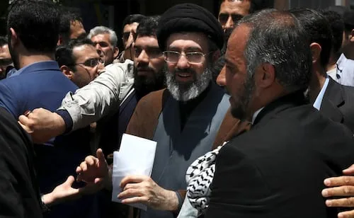 Trump cree que el líder de Irán, Mojtaba Jamenei, sigue vivo; "resultó gravemente herido. Pero no creo que esté muerto"