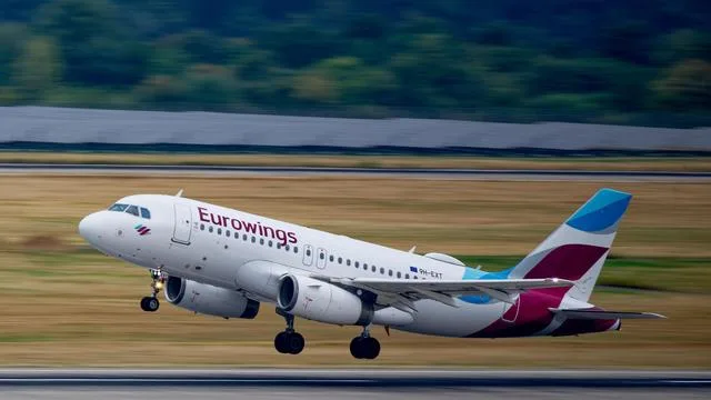 Flugsicherheit: Eurowings-Flieger muss wegen Kabinenrauch in Düsseldorf zwischenlanden