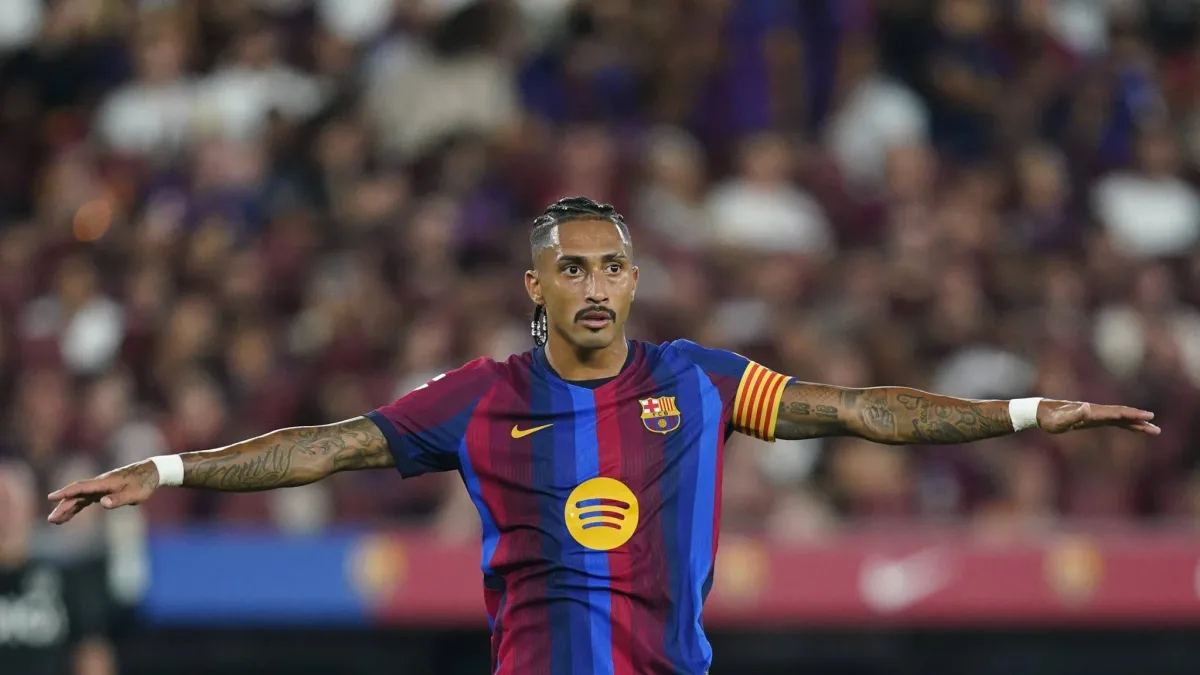 Flick: ‘É por isso que Raphinha se tornou o principal capitão do Barcelona’