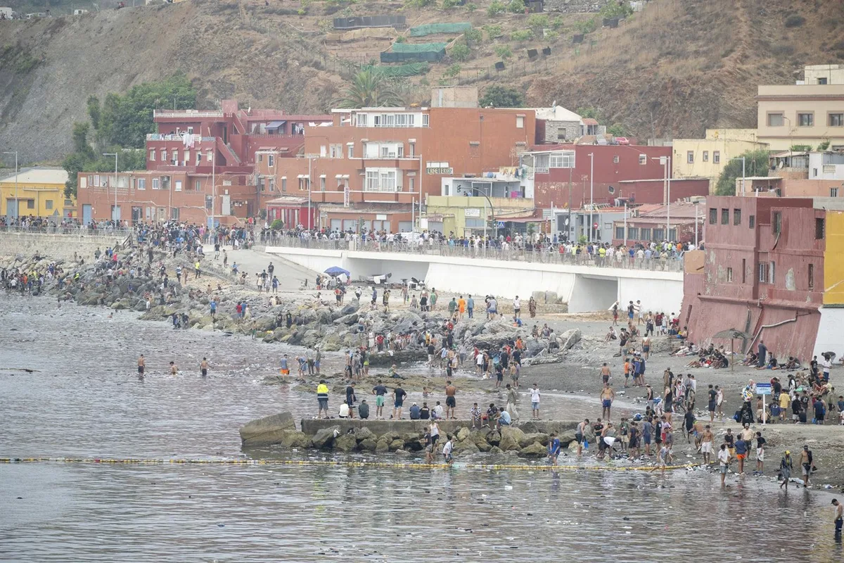 Vox anima a sus simpatizantes a concentrarse el 2 de septiembre en los ayuntamientos en rechazo a la "invasión" de Ceuta